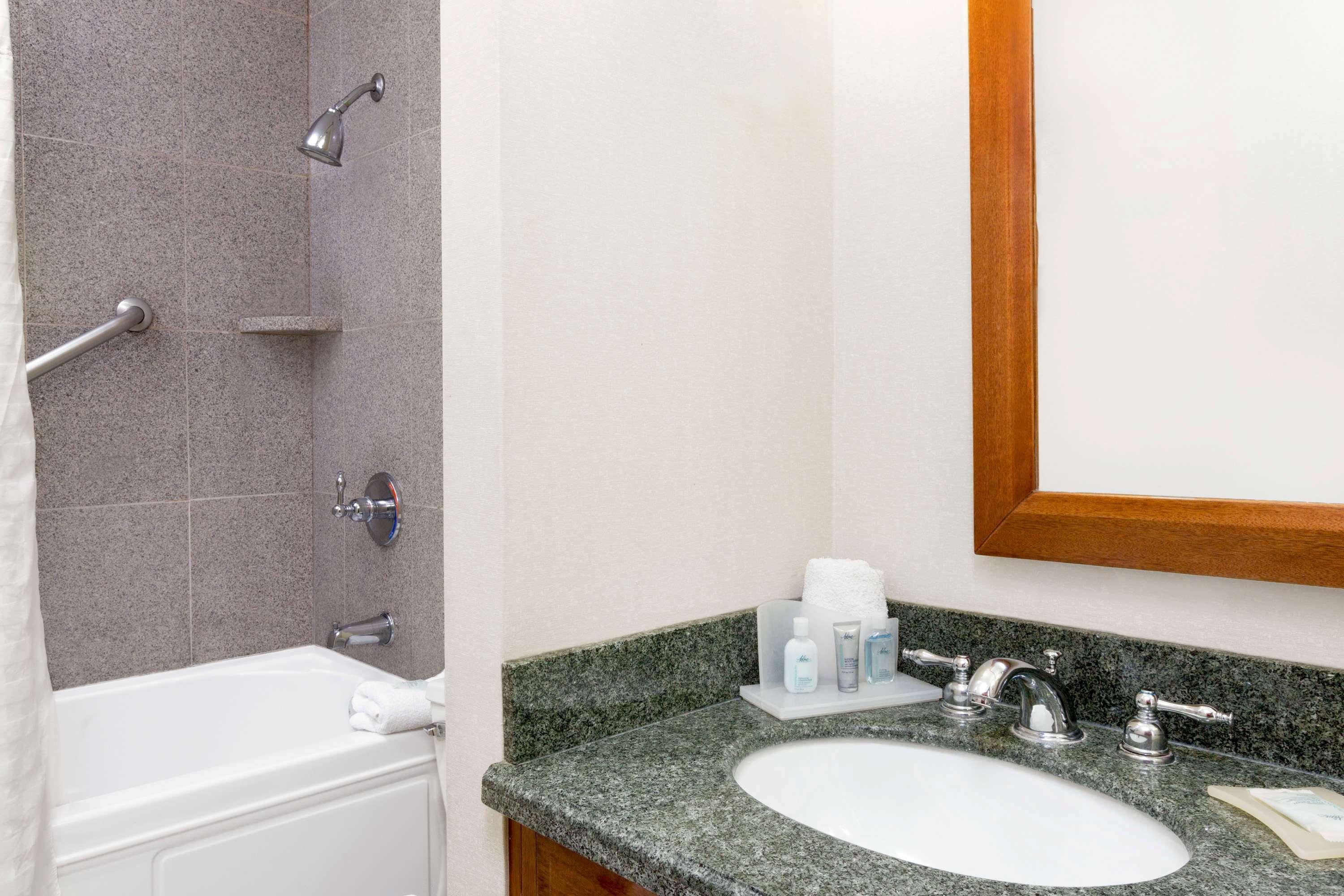 Wyndham Garden Baronne Plaza Hotell New Orleans Eksteriør bilde