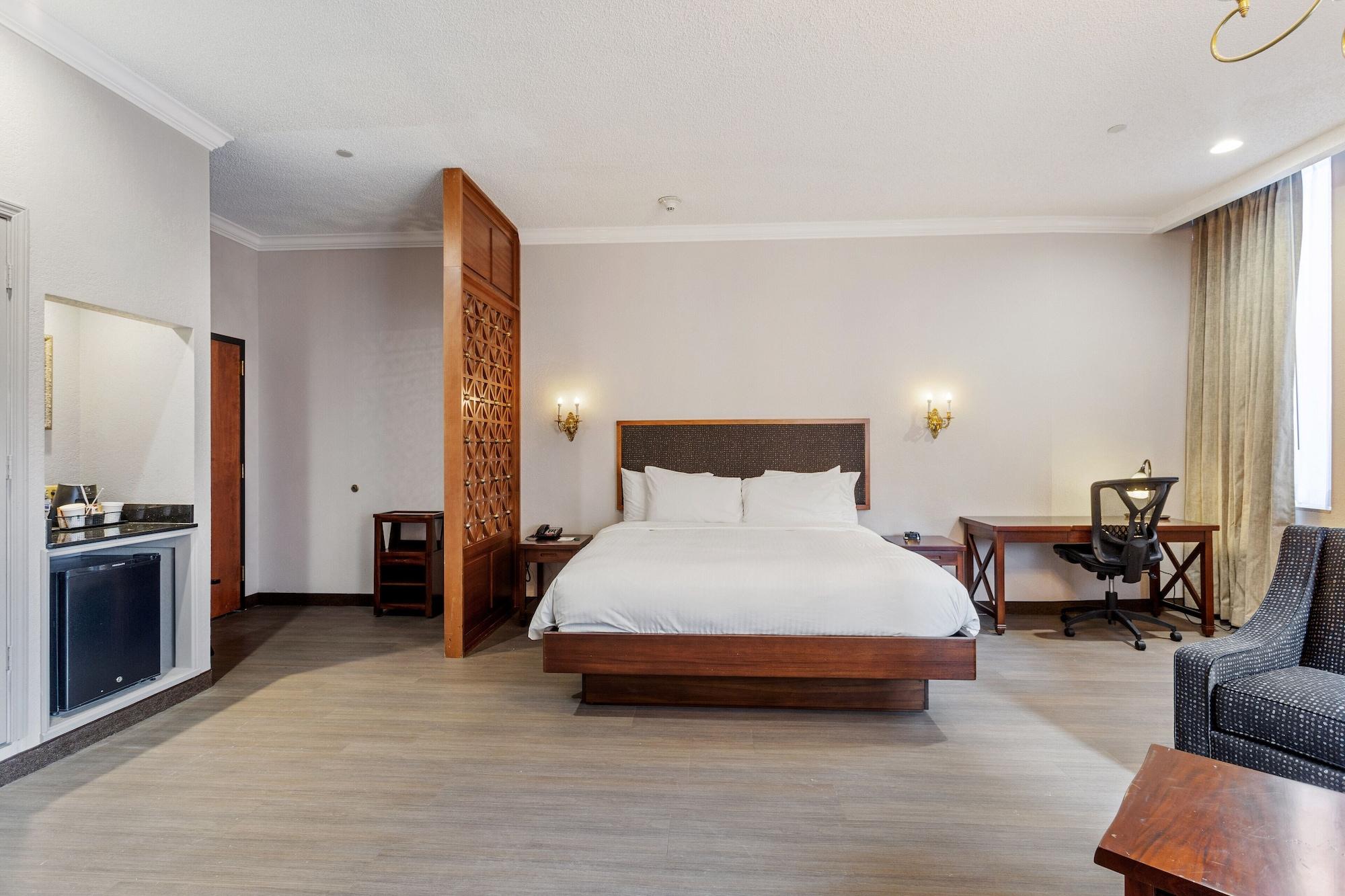 Wyndham Garden Baronne Plaza Hotell New Orleans Eksteriør bilde