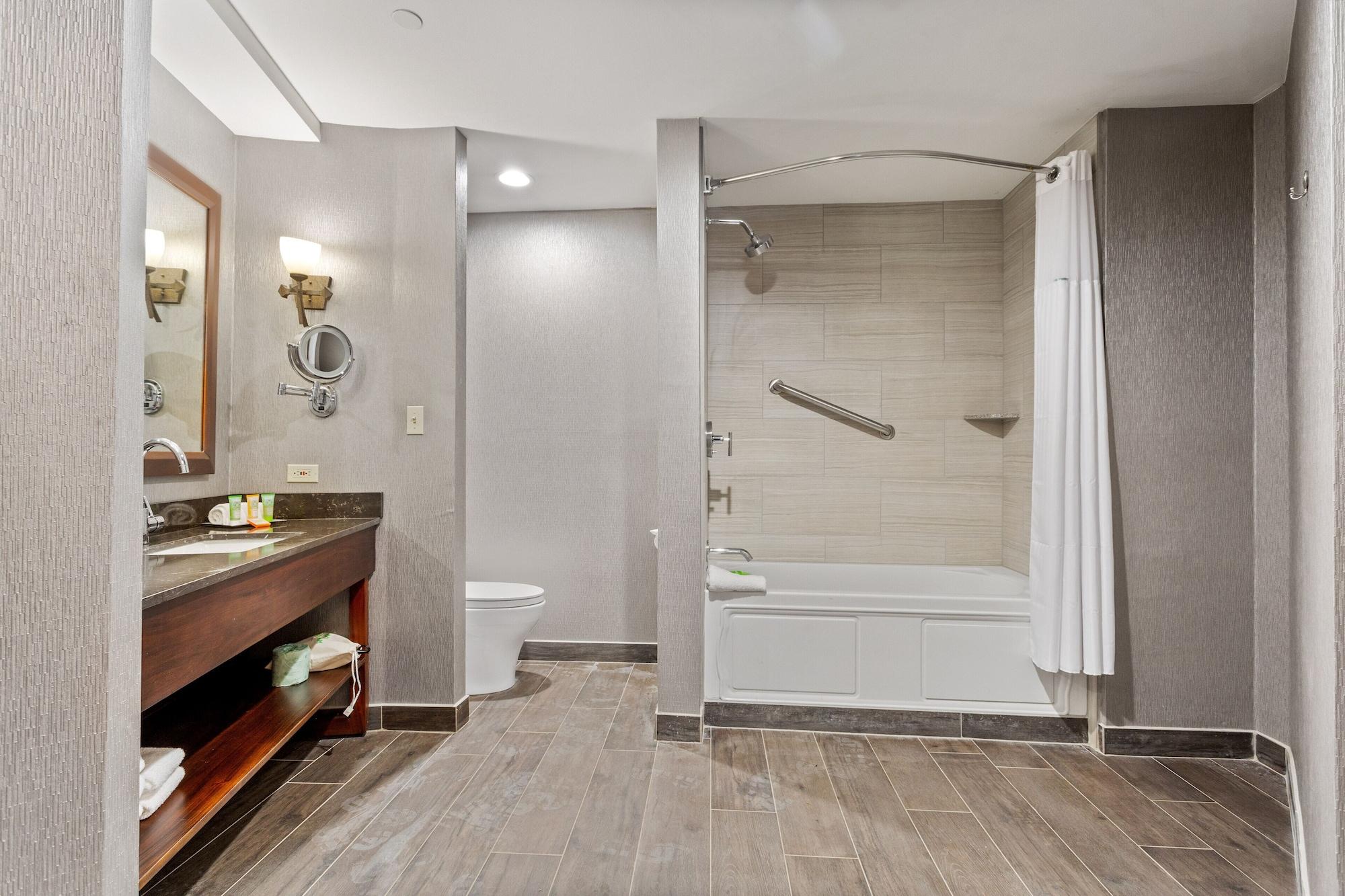 Wyndham Garden Baronne Plaza Hotell New Orleans Eksteriør bilde